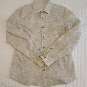 Lululemon Long Sleeve Butto Down Shirt